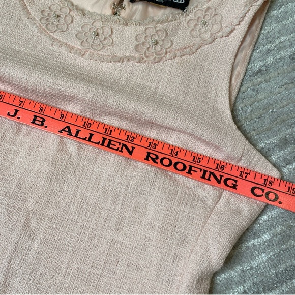 Karl Lagerfeld Paris Pink Tweed Floral Collar Shift Dress Size 6 - Picture 11 of 11